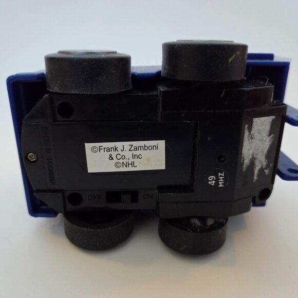 Toronto Maple Leafs RC Zamboni – vehicle only, 49 MHz - Picture 5 of 5